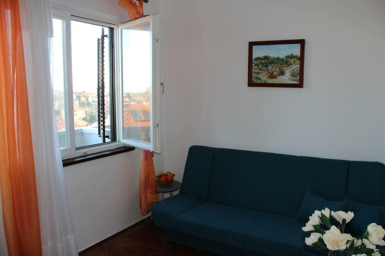 Apartment Muzic Mali Lošinj Exterior foto